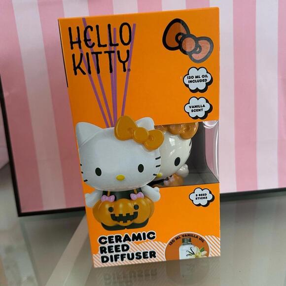 Sanrio Hello Kitty  Ceramic Reed Disfuser - Picture 1 of 3